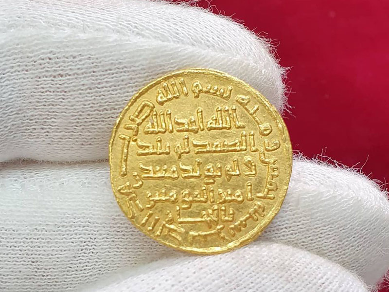 دينار أموي ذهبي يصبح أغلى قطعة نقدية إسلامية